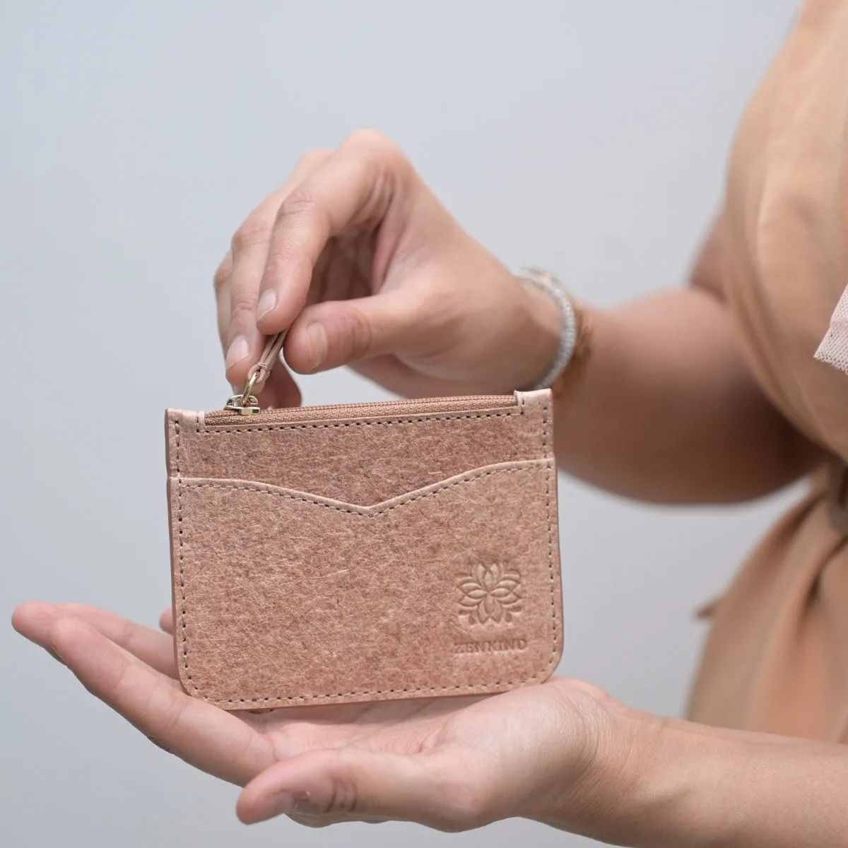 Card Holder / Pocket Wallet | Durable Coconut Leather | Light Weight | Unisex