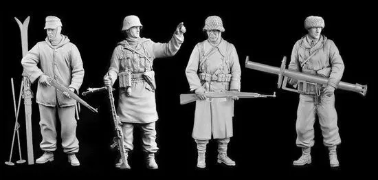Dragon Military Models 1/35 German Winter Combatants 1943-45 (4) Kit