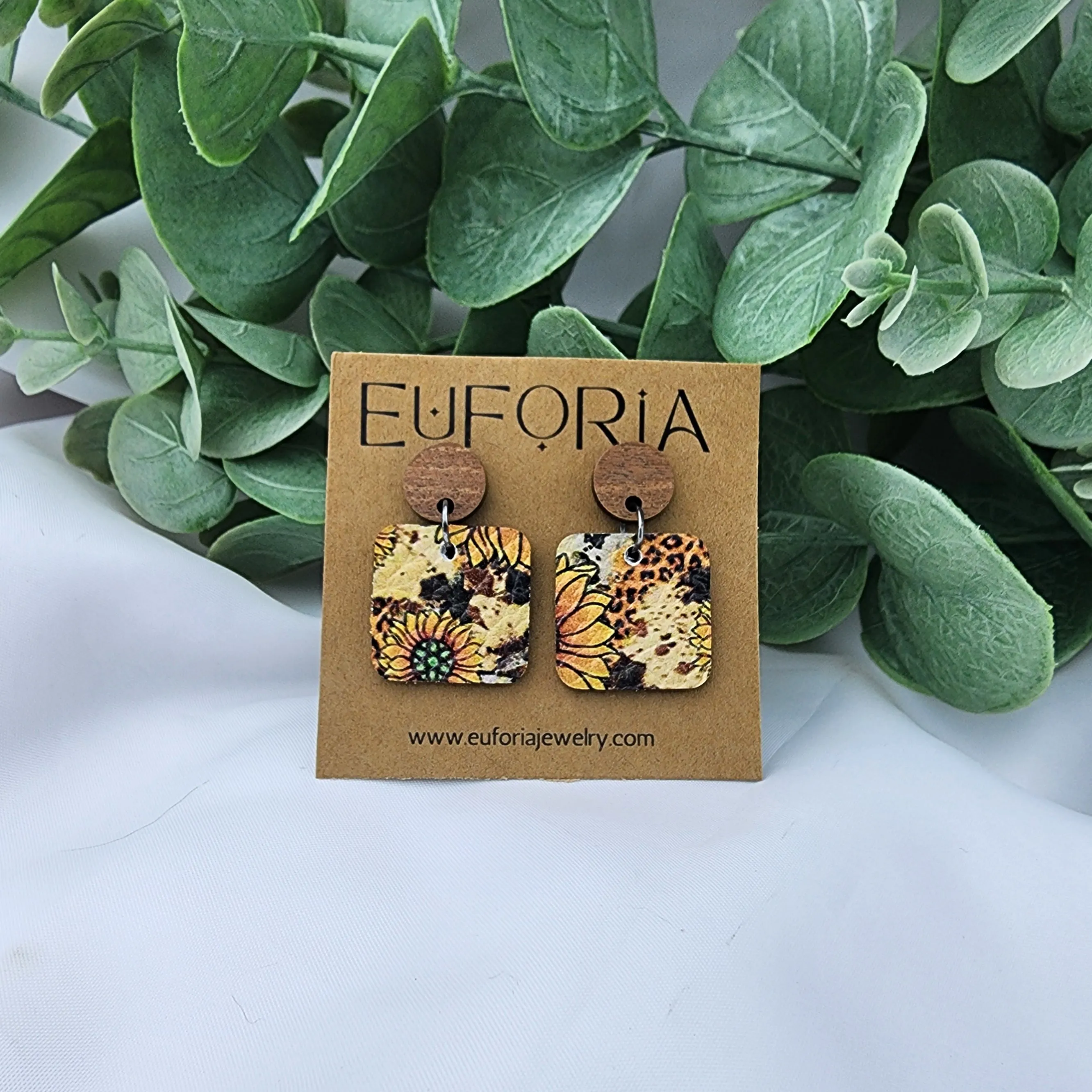 Small Square Leather Earrings - Summery Sunflowers Over Leopard